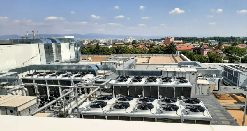 Lo stabilimento per la produzione di chip in Bulgaria con i sistemi di raffreddamento di Thermokey