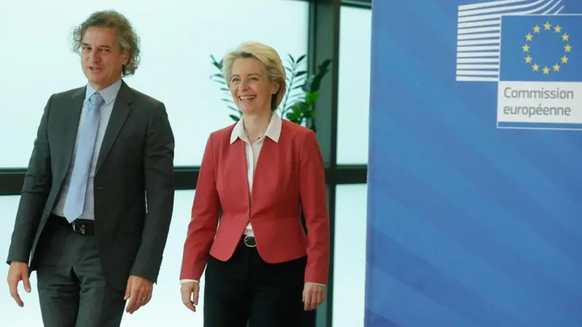 Robert Golob e Ursula von der Leyen in una foto del giugno 2022