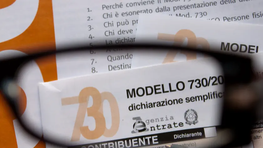 Compilazione, modulo, modello 730, dichiarazione dei redditi.