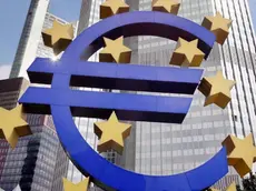 A file photo dated 27 August 2007 shows the building of the European Central Bank (ECB) behind the Euro sign logo by artist Otmar Hoerl in Frankfurt am Main, Germany. Annual eurozone inflation fell to a more-than four-year low in March increasing the pressure on the European Central Bank to act to head off fears of deflation. The region's cost of living slumped to 0.5 per cent in March compared with 0.7 per cent in February, the European Statistics Office Eurostat said on 31 March 2014. ANSA/MAURITZ ANTIN