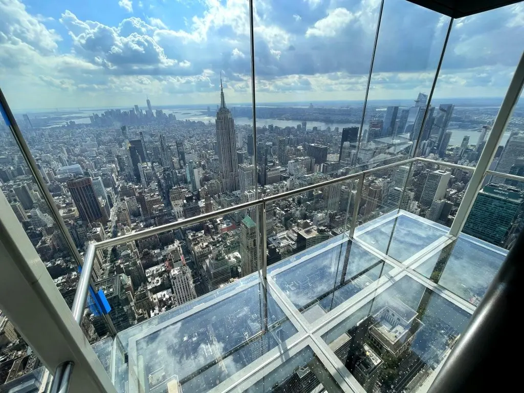 L'ascensore realizzato da Cimolai Technology per il Summit One Vanderbilt a New York