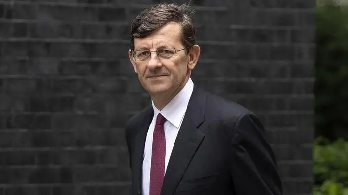 Il ministro Vittorio Colao
