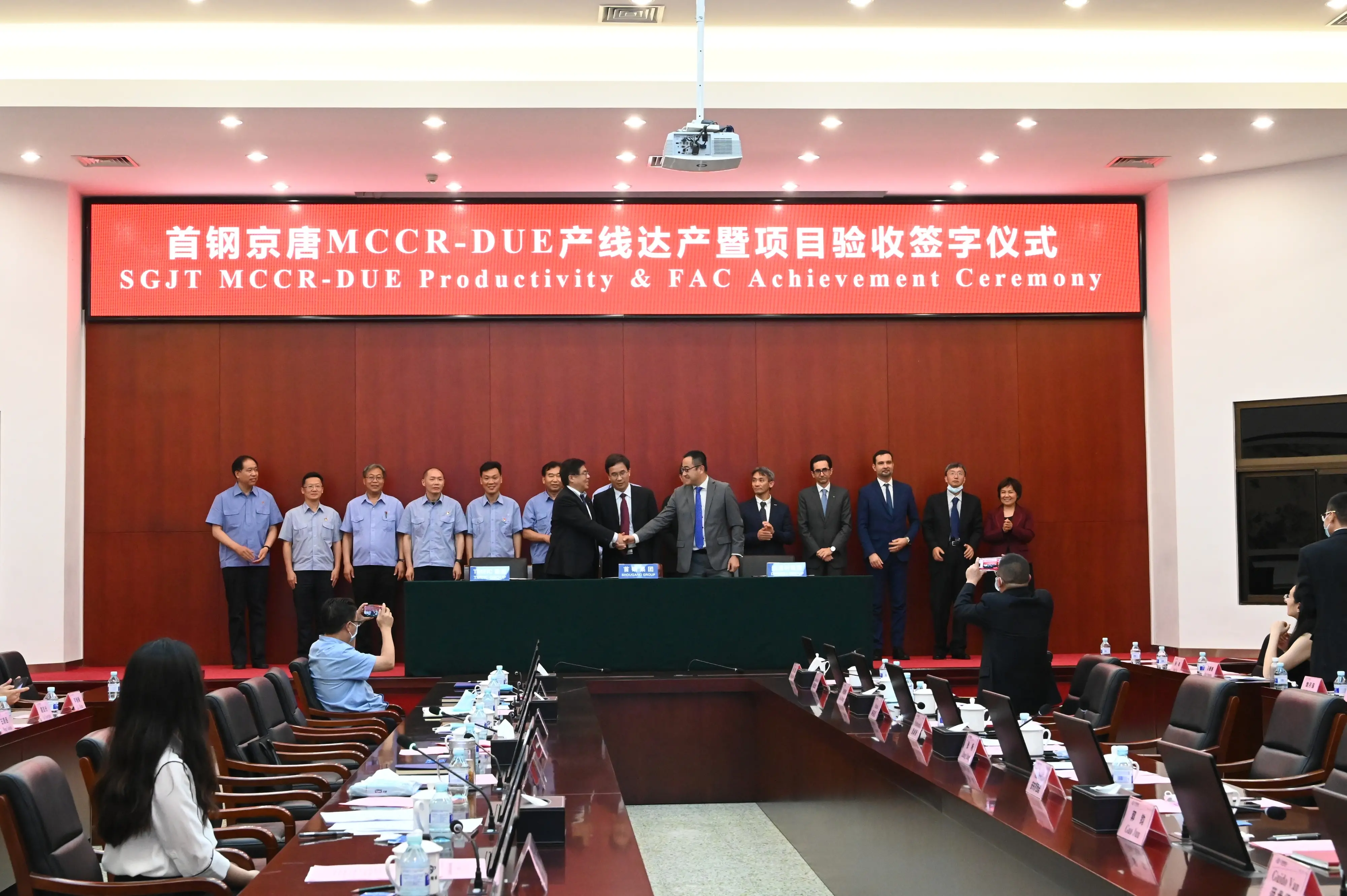 La Fac cerimony in Cina