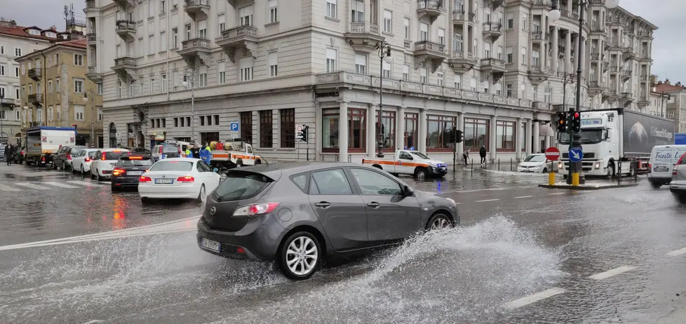 Lasorte Trieste 13/11/19 - Rive, Alta Marea, Acqua Alta