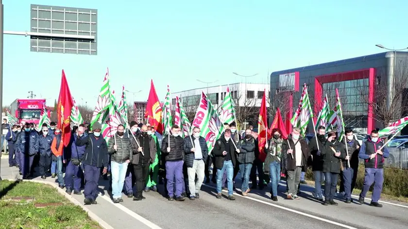 Una manifestazione degli operai Speedline a Santa Maria di Sala