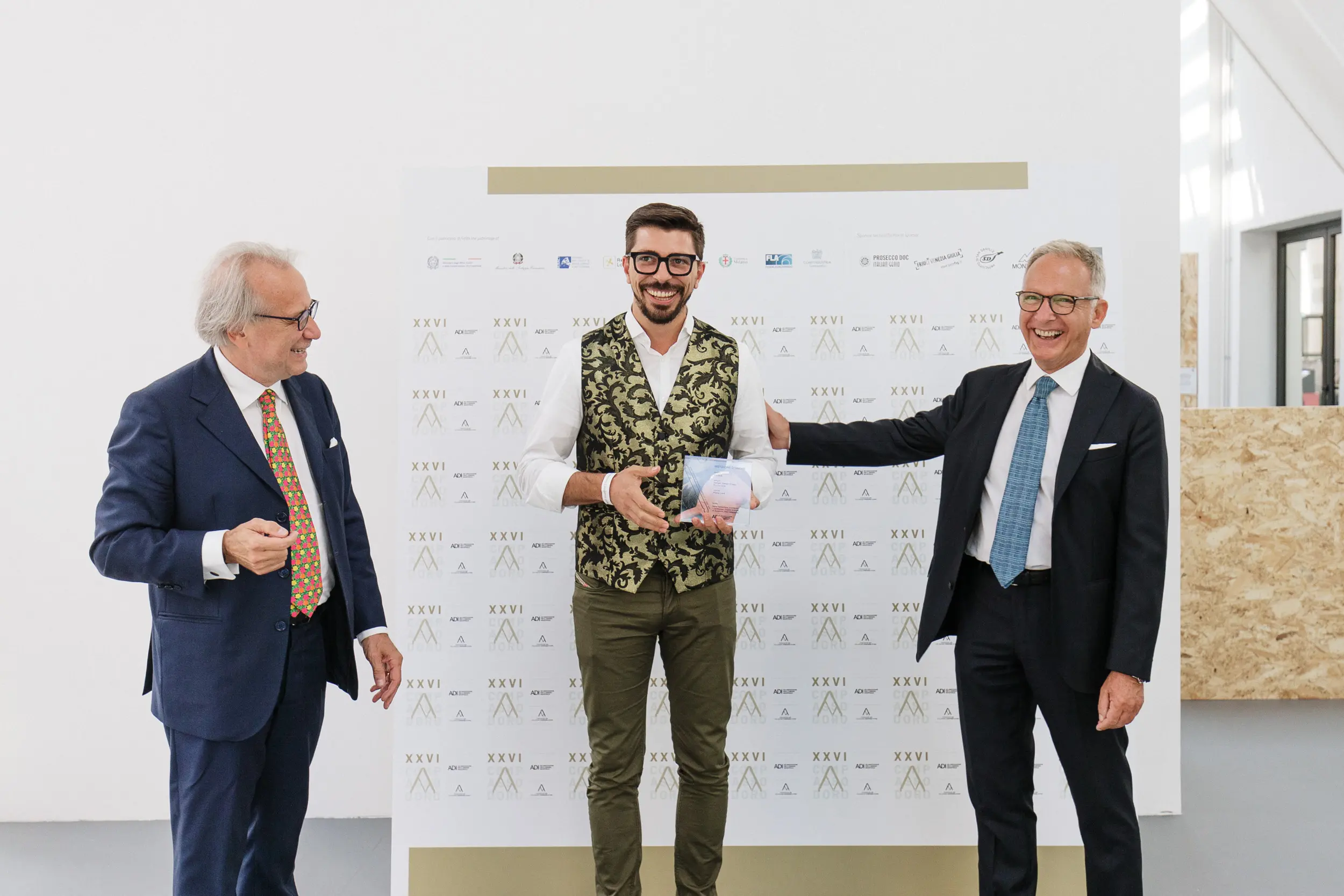 Da sinistra Luciano Galimberti presidente ADI e Michele Longato presidente Piuma e Umberto Cabini presidente Fondazione Ad