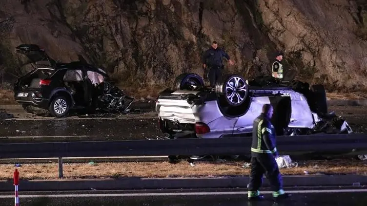 Le due auto coinvolto nello scontro a Ravca, nei dintorni di Ragusa Foto Index.hr