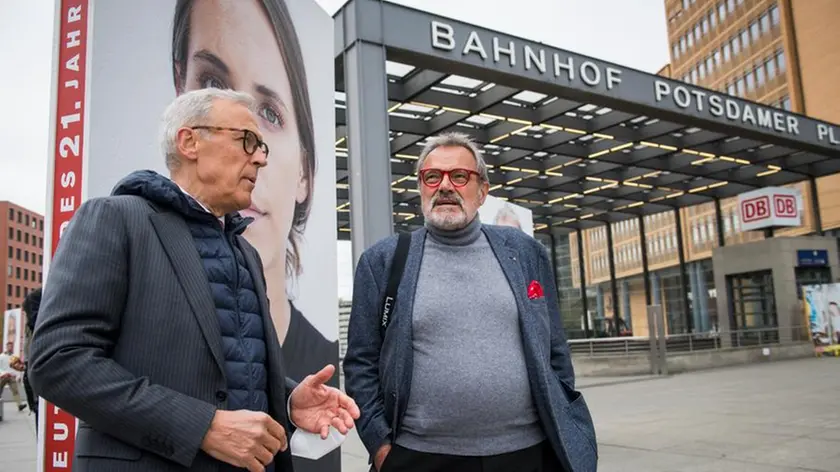 Oliviero Toscani con Giovanni Liverani, Ceo di Generali Deutschland