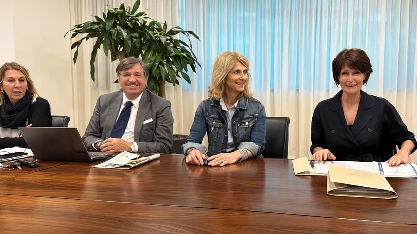 Da sinistra Micaela Di Giusto, Gianni Fratte, Anna D'Angelo e Alessia Rosolen alla presentazione del Recruiting Day per il Gruppo Pittini