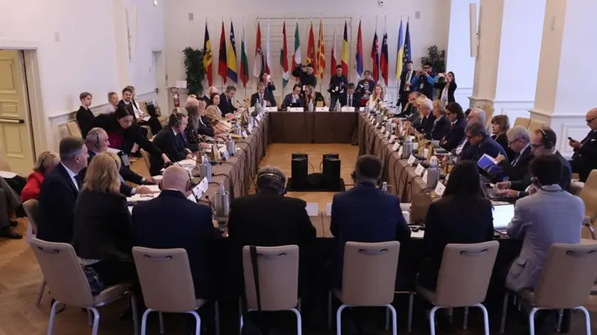 La riunione dell'Ince a Trieste (Lasorte)