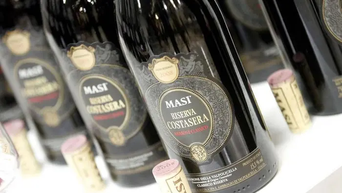Una immagine dal XXVI Seminario tecnico Masi, dal titolo ''Un grande amarone si fa attendere'', organizzato da Masi Agricola, a Veronafiere, nell'ambito di Vinitaly 2014, 7 aprile 2014. ANSA / US ENNEVI ++NO SALES EDITORIAL USE ONLY++