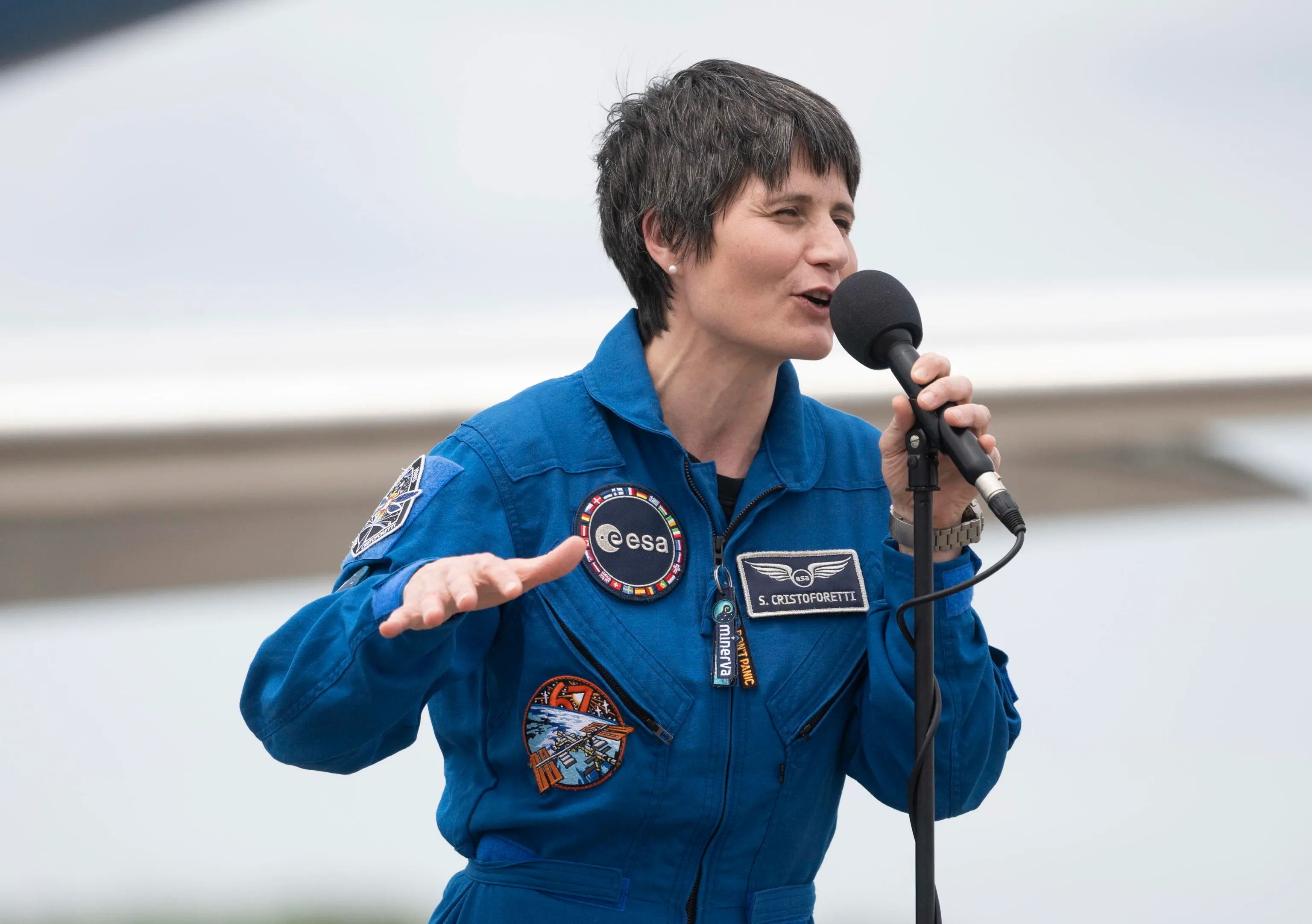 Mangiare in assenza di gravità, come AstroSamantha si mantiene in ...