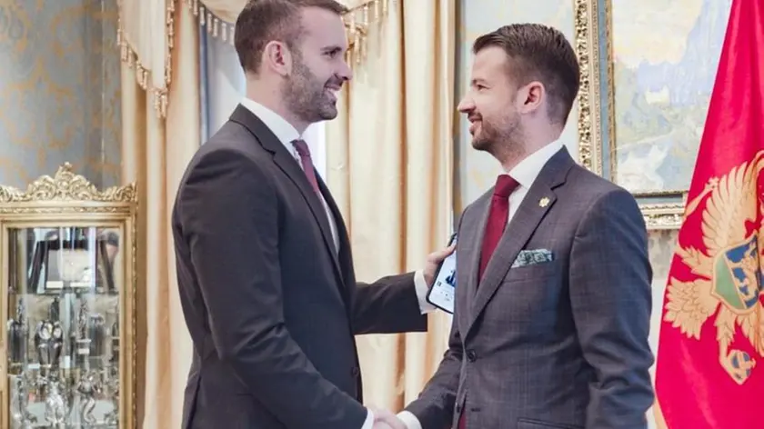 Spajić (sinistra) con Milatović. Foto Presidenza del Montenegro