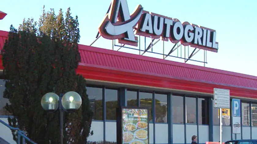 L'insegna di Autogrill in un'immagine d'archivio. ANSA-ARCHIVIO/TO