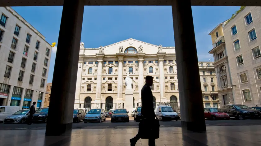 Businessman, Stock exchange, Piazza Affari, Milan, lombardy, Italy