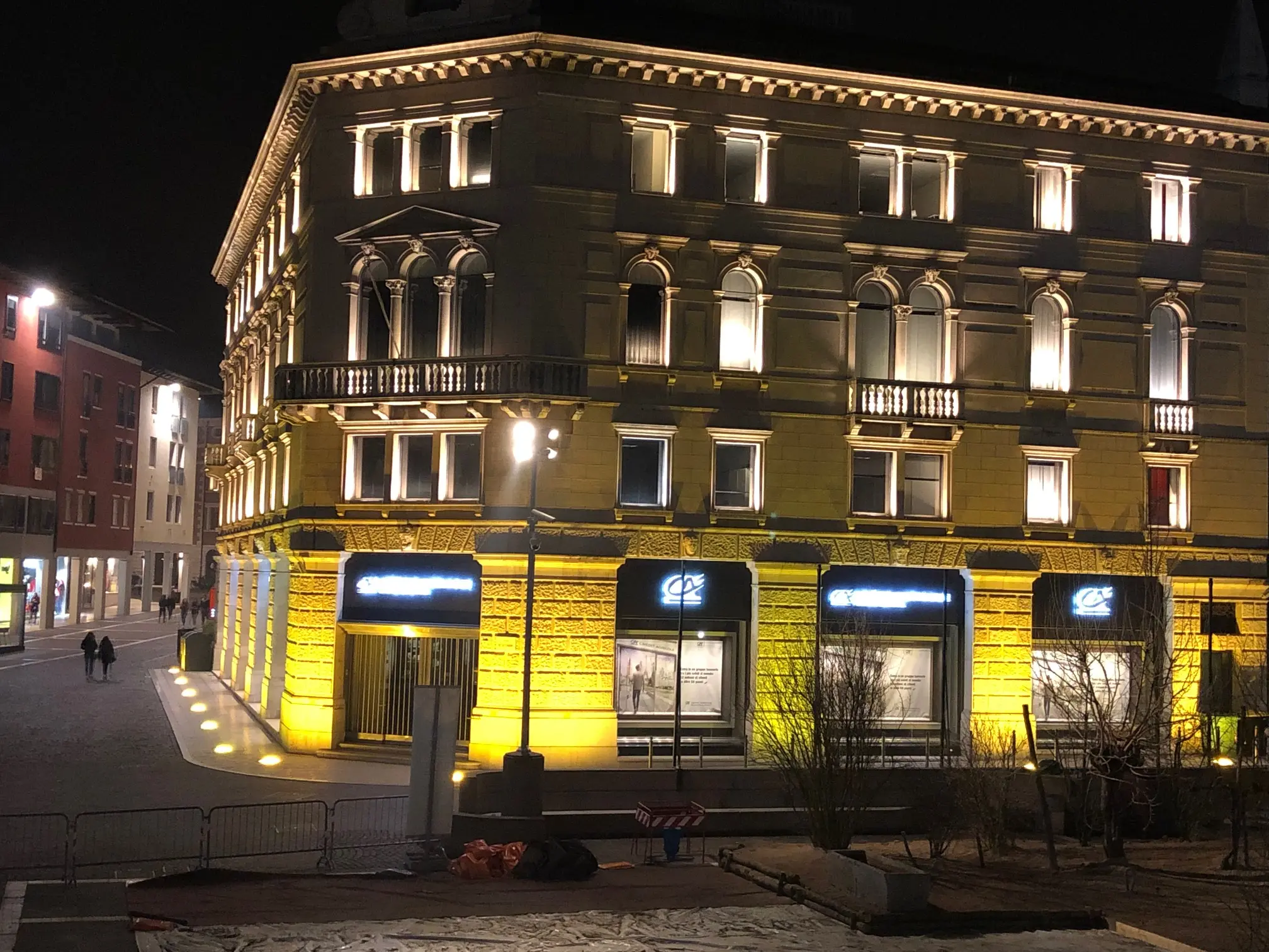 Palazzo Cossetti a Pordenone, sede di Crédit Agricole FriulAdria