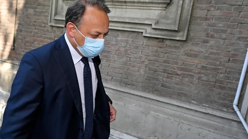 L' amministratore delegato di Atlantia, Carlo Bertazzo, all'arrivi al Ministero delle Infrastrutture e dei Trasporti, Roma, 23 febbraio 2020. ANSA/RICCARDO ANTIMIANI
