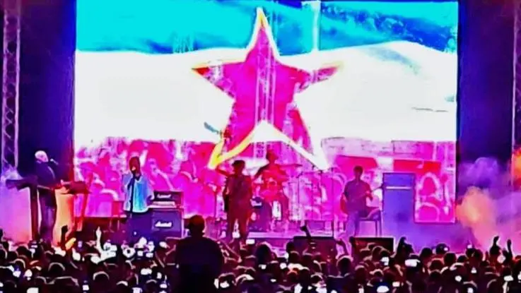 Un fermo immagine del contestato concerto del gruppo rock Bijelo Dugme a Spalato