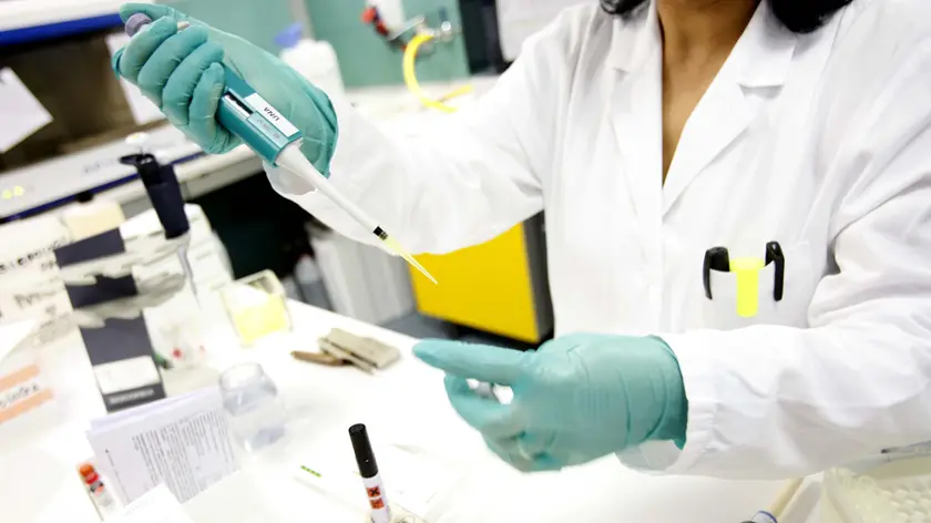 ZANETTI -AGENZIA BIANCHI-PADOVA - LABORATORI RICERCA