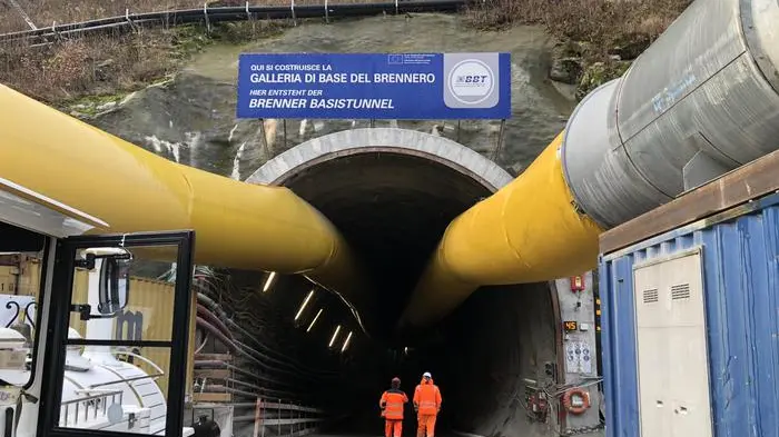 Bolzano - Tunnel galleria Brennero.