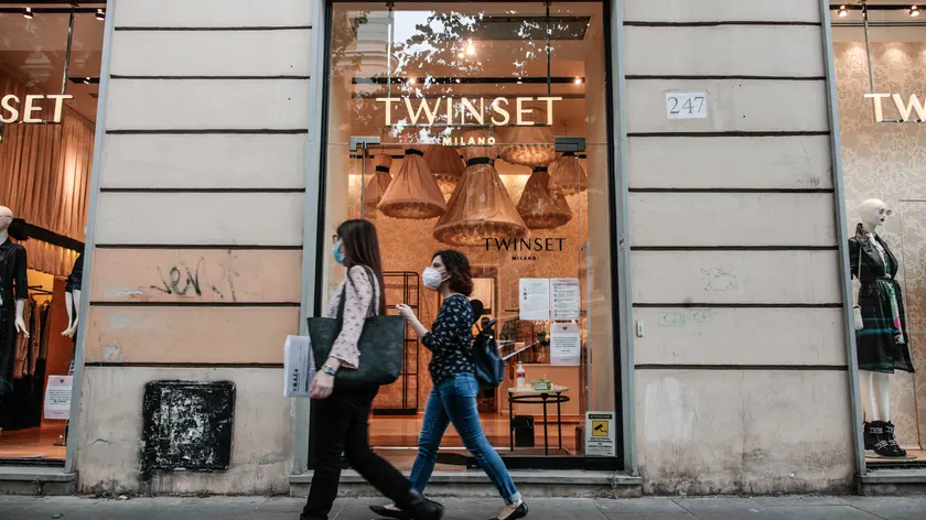 18/05/2020 Roma, Riapertura Centri Commerciali e Negozi, nella foto Twinset