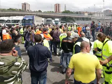 Lasorte Trieste 05/06/20 - Porto, Ingresso Molo VII, Manifestazione Portuali per Zeno D'Agostino