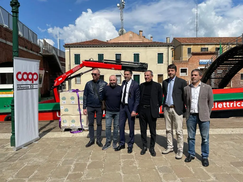 L'inaugurazione di Emilio