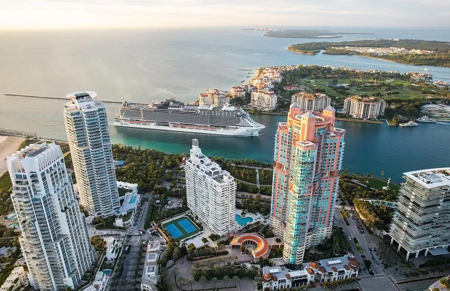 L'arrivo di Msc Seashore a Miami. Foto Michel Verdure