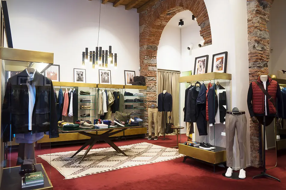 Lo store di Slowear a Milano