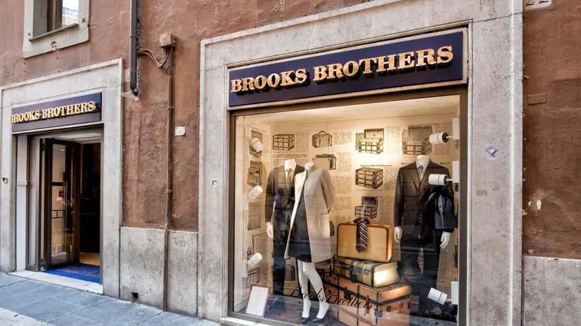 La boutique storica di Brooks Brothers a Manhattan sulla 44ma. A settembre sulla stessa via aprir?? anche il ristorante dello storico brand americano, New York, 23 Gennaio 2014. ANSA/ UFFICIO STAMPA +++ NO SALES EDITORIAL USE ONLY +++