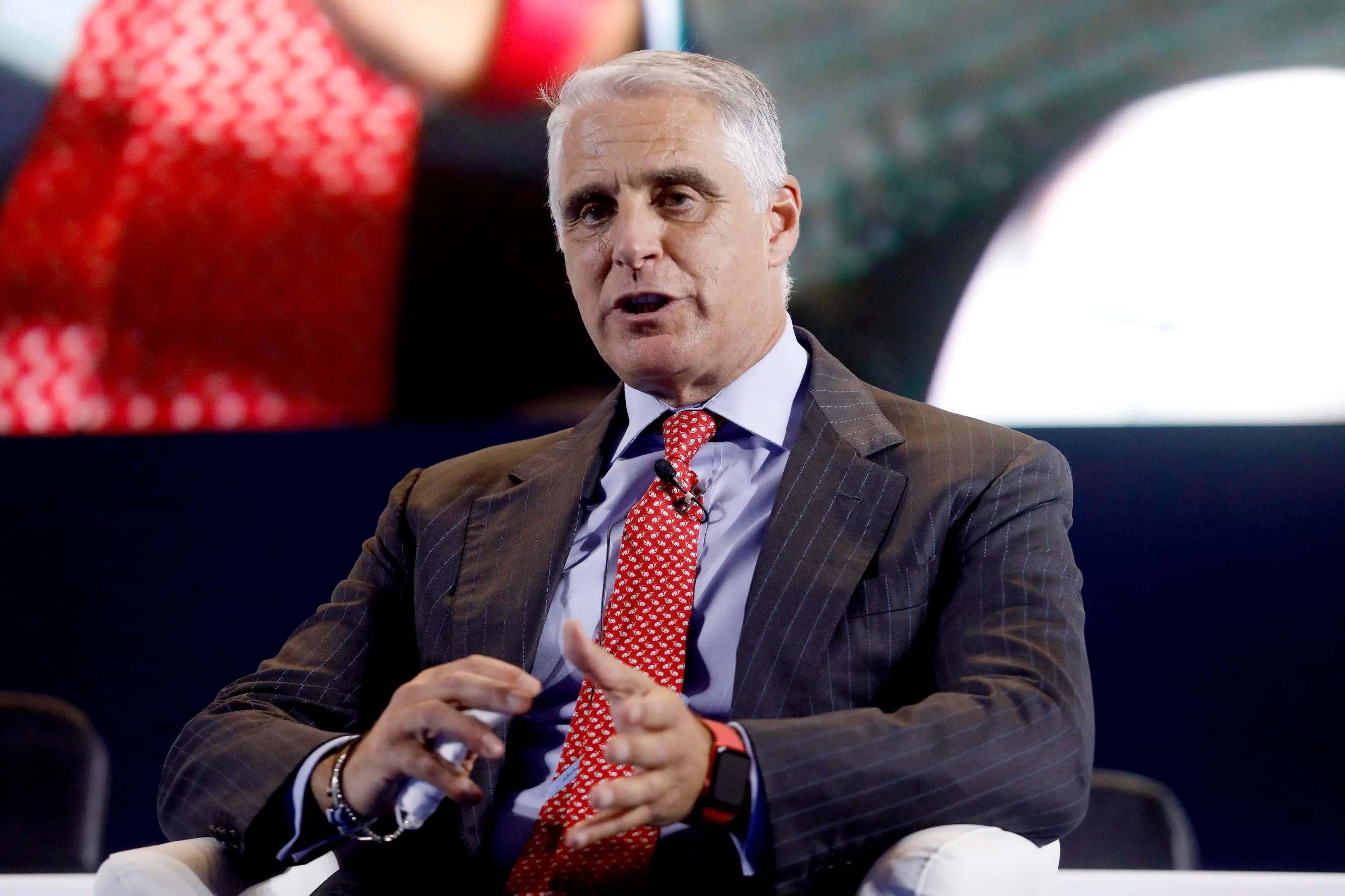 Il ceo di Unicredit Andrea Orcel durante il Consiglio nazionale della Fabi al Palazzo del Ghiaccio di via Piranesi a Milano, 13 dicembre 2021. ANSA/MOURAD BALTI TOUATI
