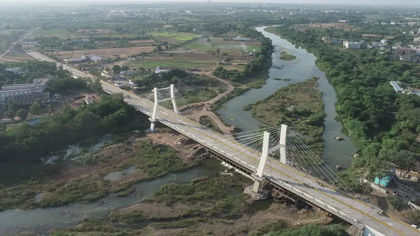 Il Ponte di Chandrapur in India, stralli a opera di Rizzani de Eccher