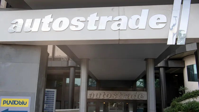 Esterno della sede di Autostrade per lItalia dove oggi è convocata in videoconferenza l'assemblea ordinaria dei soci di Atlantia S.p.A.,Roma 29 maggio 2020. MAURIZIO BRAMBATTI/ANSA