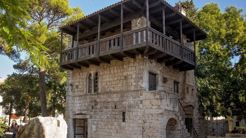 LA CASA ROMANICA. L’EDIFICIO A PARENZO COSì COME SI PRESENTA OGGI (FOTO DA MYPOREC.COM)