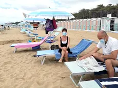 Lignano 14 Giugno 2020. Turisti in spiaggia aRiviera. © Foto Petrussi