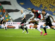 The canceled goal of Cagliari’s Joao Pedro (R) during the Italian Serie A soccer match Udinese Calcio vs Cagliari Calcio at the Friuli - Dacia Arena stadium in Udine, Italy, 21 April 2021. ANSA/GABRIELE MENIS